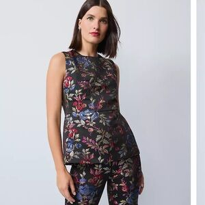 Ann Taylor - Floral Jacquard Crew Neck Top in Iconic Red - Size 6 NWT